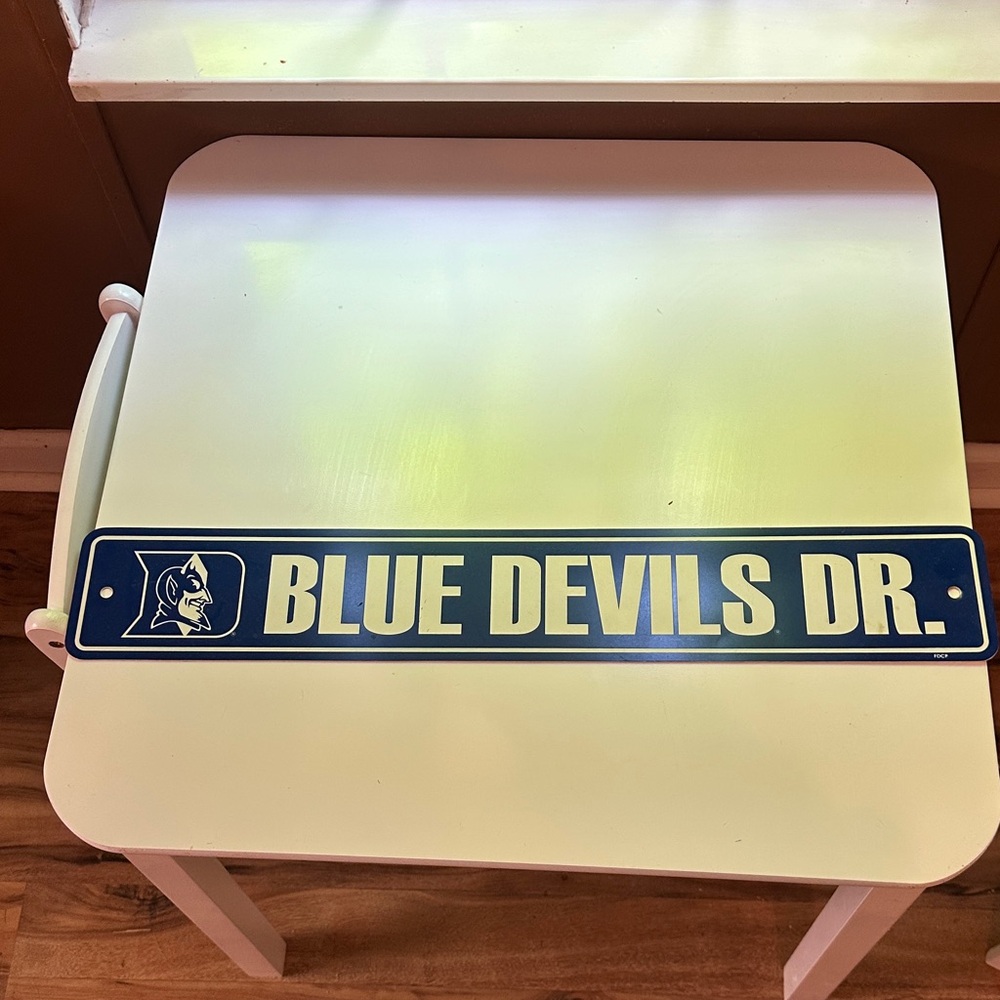 Duke official Blue Devils Dr. Street Sign